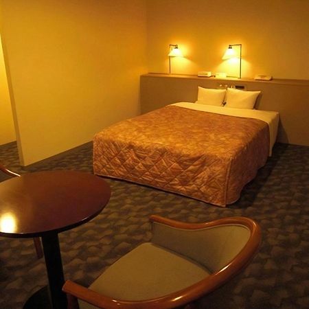 Main Hotel Мияконодзё Экстерьер фото
