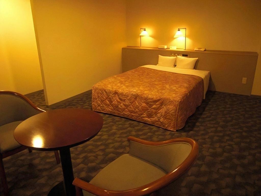 Main Hotel Мияконодзё Экстерьер фото